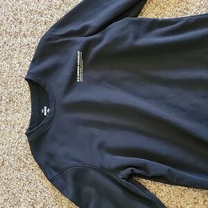 Black underarmor longsleeve